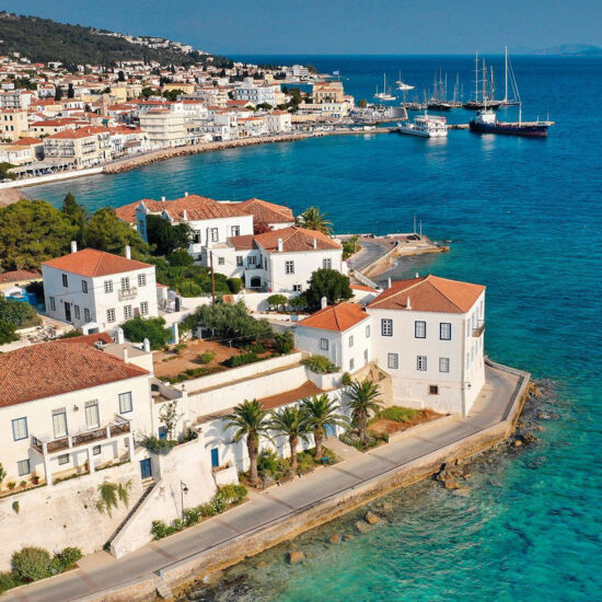 Spetses, Saronic islands